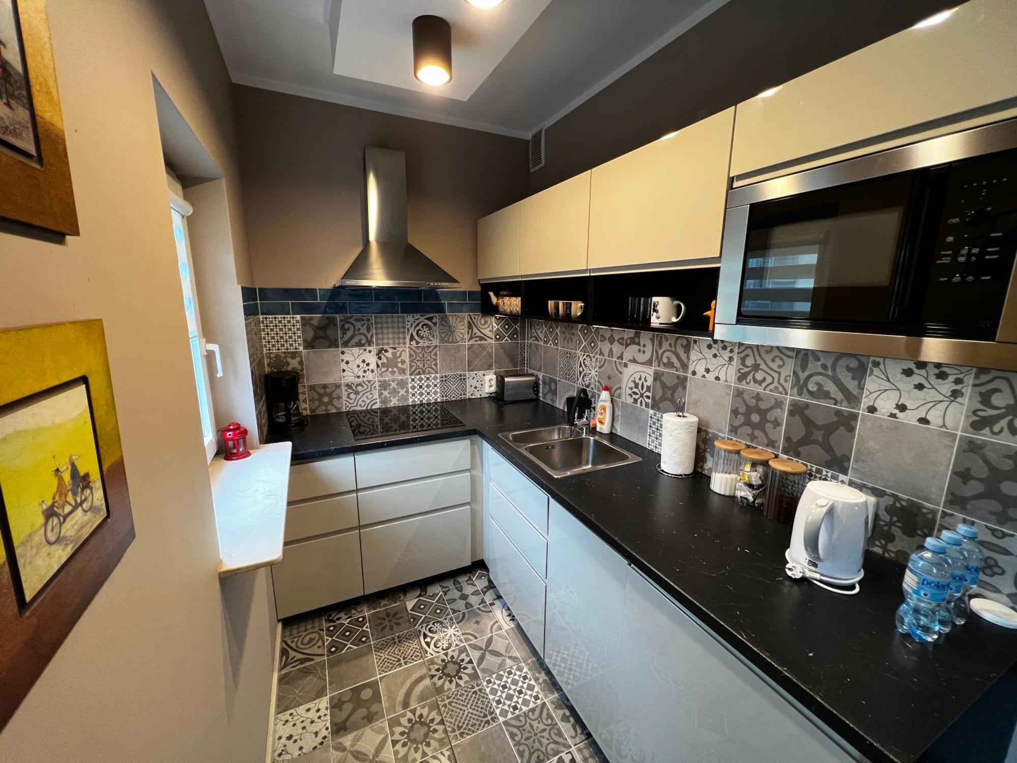 Apartment Friendly - *