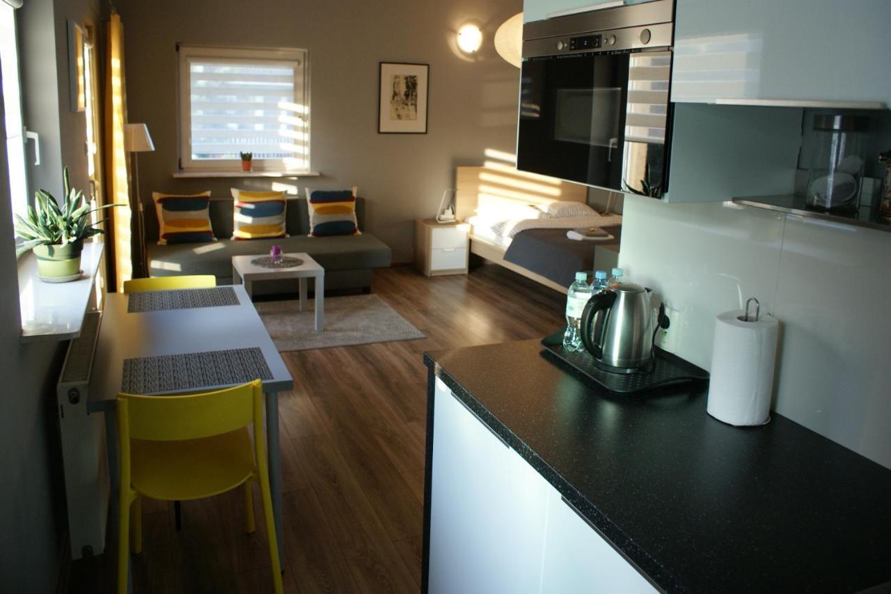 Apartment Friendly - *